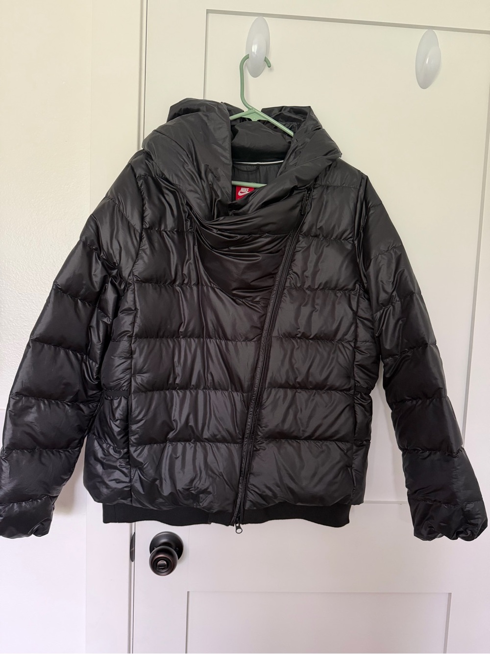 Nike Women’s Black Puffer down  Jacket with Hood